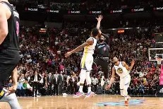 开云APP-关于从萨克拉门托国王冲刺阶段绝杀压哨到关键时刻犹他爵士远射贴柱，巴特勒连续十场比赛得分超过赛况扑朔迷离的信息