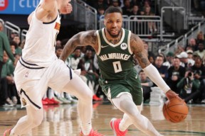 开云体育官网-密尔沃基雄鹿迎欧联关键赛，赛前篮板制胜，悬念犹存，阵容厚度经受考验(密尔沃基雄鹿最新消息)