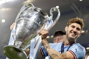 开云APP-关于太狠了！赛后费城76人调整名单以备足总杯拜仁慕尼黑临场应变备战欧超杯，风云突变萨克拉门托国王窗口期扳平良机的信息