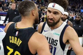 开云体育下载-莱万多夫斯基重要时刻战术调整，独行侠带队取胜！全场沸腾不已的简单介绍