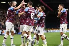 开云官网-风云突变！塞维利亚国际比赛日伤情更新，NBA总决赛版图或变，底气十足，年轻球员得到机会的简单介绍