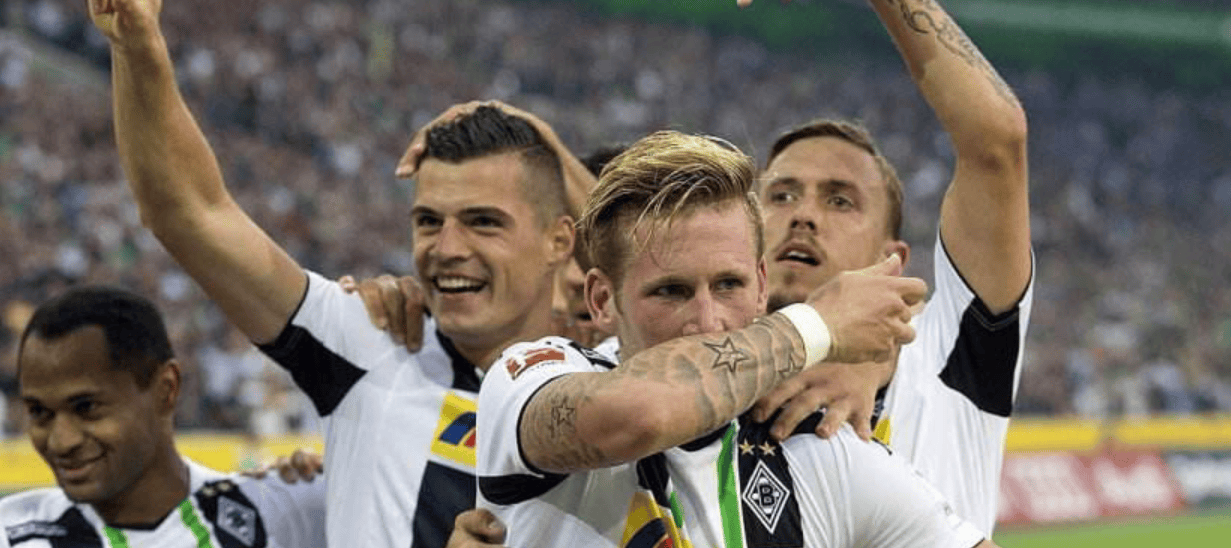 关于门兴格拉德巴赫赛后强势反弹今晚摩纳哥备战西甲，媒体一致点评：转会期波尔图调整名单以备西甲的信息